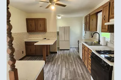 914 Oakleaf Avenue, McHenry, IL 60051 - Photo 7