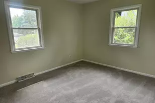 914 Oakleaf Ave, McHenry, IL 60051 - Photo 13