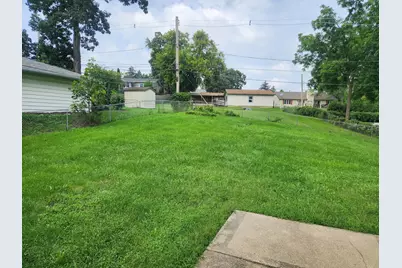 914 Oakleaf Avenue, McHenry, IL 60051 - Photo 23