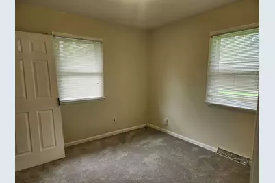 914 Oakleaf Avenue, McHenry, IL 60051 - Photo 15