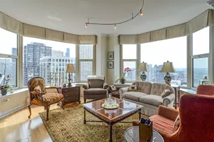 25 E Superior St, Chicago, IL 60611 - Photo 3