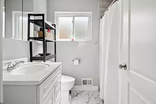 3738 W 83rd Pl, Chicago, IL 60652 - Photo 17
