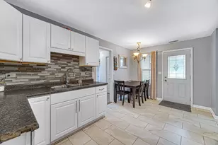 3108 S Woods Ave, McHenry, IL 60051 - Photo 3