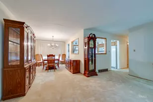 227 N Mill Rd, Wood Dale, IL 60191 - Photo 5