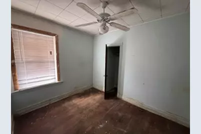 5500 W Warwick Avenue, Chicago, IL 60641 - Photo 5