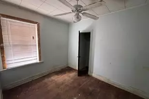 5500 W Warwick Ave, Chicago, IL 60641 - Photo 5