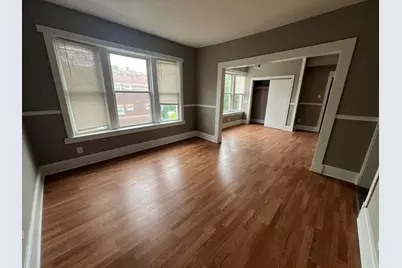 1022 W 77th Street #2E, Chicago, IL 60620 - Photo 3