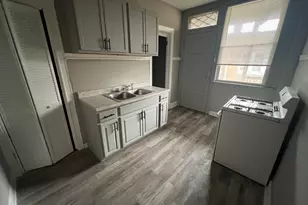 1022 W 77th St, Chicago, IL 60620 - Photo 5