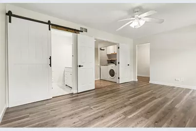 360 Golfview Court #360, Bloomingdale, IL 60108 - Photo 11