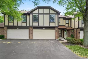 360 Golfview Ct, Bloomingdale, IL 60108 - Photo 1