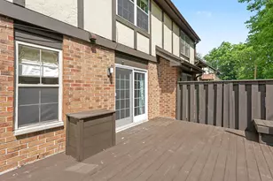360 Golfview Ct, Bloomingdale, IL 60108 - Photo 17