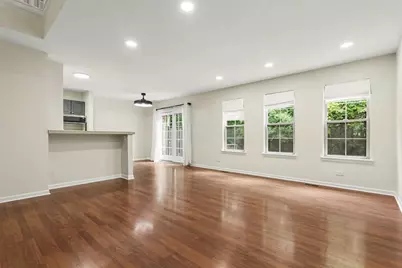 360 Golfview Court #360, Bloomingdale, IL 60108 - Photo 5