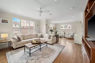 400 Concord Ct, Morton Grove, IL 60053 - Photo 9