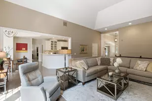750 Fox Run Dr, Geneva, IL 60134 - Photo 11