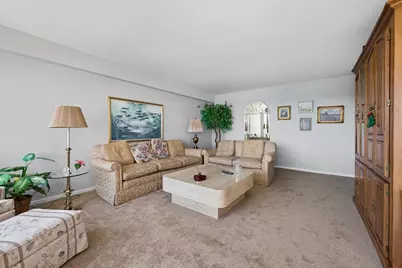 3440 N Lake Shore Drive #5G, Chicago, IL 60657 - Photo 15