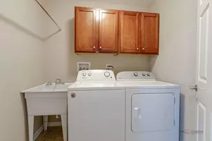 790 Oak Hollow Rd, Crystal Lake, IL 60014 - Photo 23