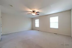 790 Oak Hollow Rd, Crystal Lake, IL 60014 - Photo 15