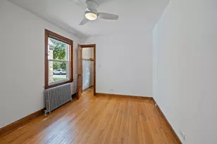 2850 W Chase Ave, Chicago, IL 60645 - Photo 9