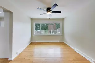 2940 Valley View Rd, Gurnee, IL 60031 - Photo 17