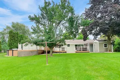 2940 Valley View Road, Gurnee, IL 60031 - Photo 39