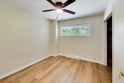 2940 Valley View Road, Gurnee, IL 60031 - Photo 51