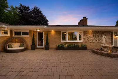 2940 Valley View Road, Gurnee, IL 60031 - Photo 7
