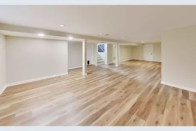 2940 Valley View Road, Gurnee, IL 60031 - Photo 55