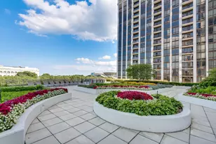 1235 S Prairie Ave, Chicago, IL 60605 - Photo 19