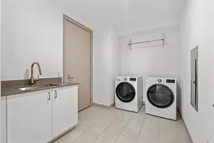 435 N Michigan Ave, Chicago, IL 60611 - Photo 23