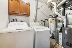 239 Oxford Ct, Bloomingdale, IL 60108 - Photo 23