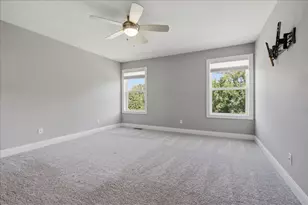 205 Eldon Dr, Downs, IL 61736 - Photo 23