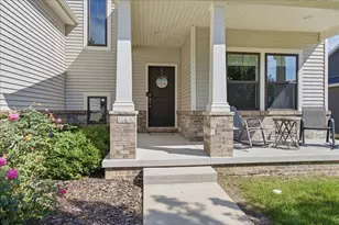 205 Eldon Dr, Downs, IL 61736 - Photo 3