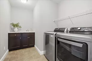 205 Eldon Dr, Downs, IL 61736 - Photo 29