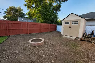 1235 Grandview Ave, Lockport, IL 60441 - Photo 37