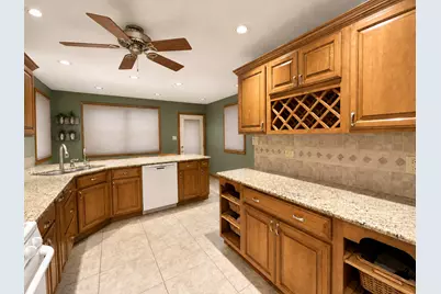 1235 Grandview Avenue, Lockport, IL 60441 - Photo 11