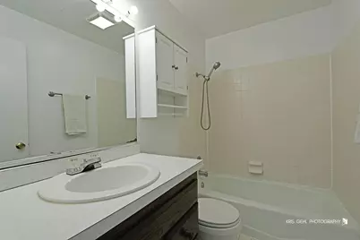 530 Northgate Road, Lindenhurst, IL 60046 - Photo 11