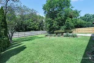 530 Northgate Rd, Lindenhurst, IL 60046 - Photo 19