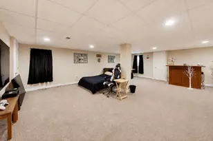 639 N Newkirk Ln, Palatine, IL 60074 - Photo 33