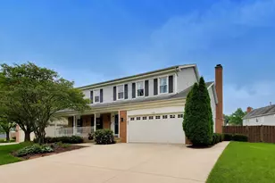 639 N Newkirk Ln, Palatine, IL 60074 - Photo 3