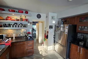 8751 S Sacramento Ave, Evergreen Park, IL 60805 - Photo 15
