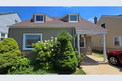 8751 S Sacramento Avenue, Evergreen Park, IL 60805 - Photo 1