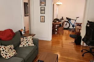 662 W Oakdale Ave, Chicago, IL 60657 - Photo 11
