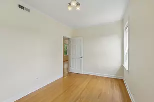 2305 W Winona St, Chicago, IL 60625 - Photo 11