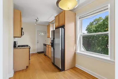 2305 W Winona Street #3W, Chicago, IL 60625 - Photo 7
