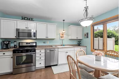 17326 Brook Crossing Court, Orland Park, IL 60467 - Photo 7