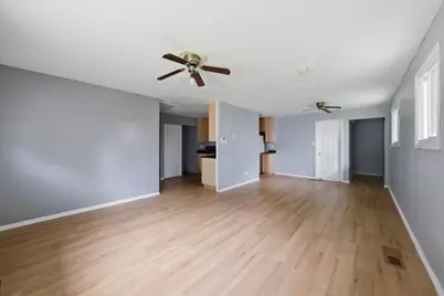 14647 Lincoln Avenue, Dolton, IL 60419 - Photo 9