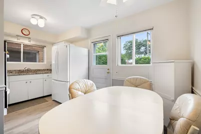 8324 Kimball Avenue, Skokie, IL 60076 - Photo 5