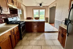 8295 Hurd Rd, Erie, IL 61250 - Photo 17