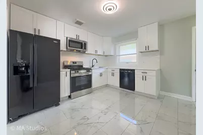 4256 Golf Road, Skokie, IL 60076 - Photo 17