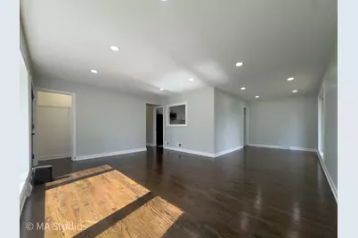 4256 Golf Road, Skokie, IL 60076 - Photo 5